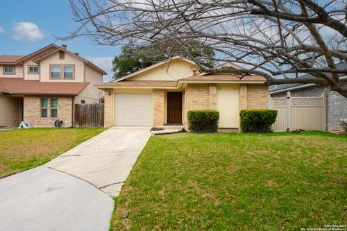 5215 Vinecrest Cir, Kirby, TX, 78219 | Card Image