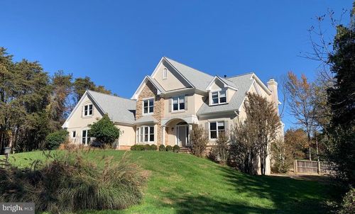 710 Parrish Farm Ln, Great Falls, VA, 22066-1003 | Card Image