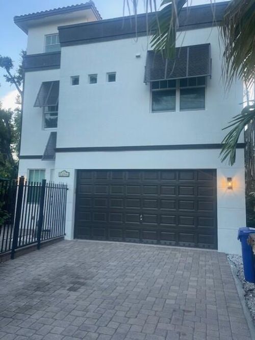 519a-519 Sw 5th Ave, Fort Lauderdale, FL, 33315-1021 | Card Image