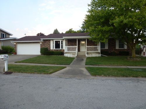 68 Somerset Dr, Clinton, IL, 61727-2478 | Card Image