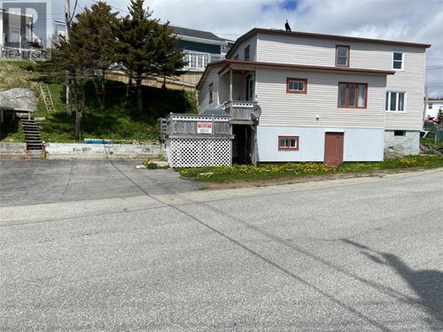 8-10 Lakeshore Rd, Channel Port aux Basques, NL, A0M1C0 | Card Image
