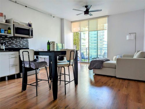 apt-1423-690 Sw 1st Ct, Miami, FL, 33130-2913 | Card Image