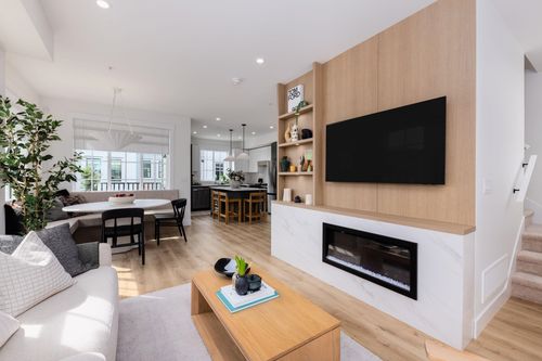 45-20650 78 Ave, Langley, BC, V2Y4L9 | Card Image