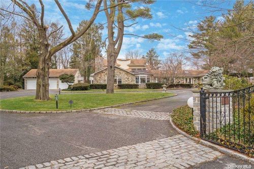 335 Jericho Tpke, Old Westbury, NY, 11568-1411 | Card Image