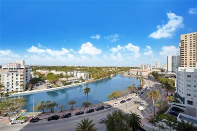 1109 - 2401 Collins Ave, Condo with 2 bedrooms, 2 bathrooms and null parking in Miami Beach FL | Image 2