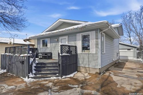 3154 33rd St W, Saskatoon, SK, S7L6V5 | Card Image