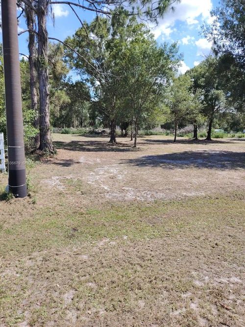 630 Pine Cone Ave, Clewiston, FL, 33440-8383 | Card Image