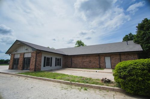 2040 W Boyd St, Norman, OK, 73069-4832 | Card Image