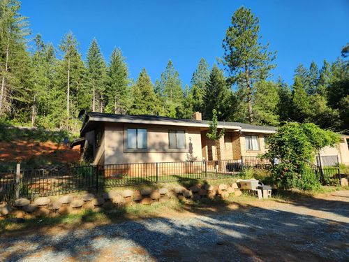 5040 Bear Creek Rd, Garden Valley, CA, 95633-9548 | Card Image
