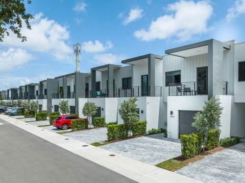 6864 Sw 80th St, Miami, FL, 33143-4442 | Card Image