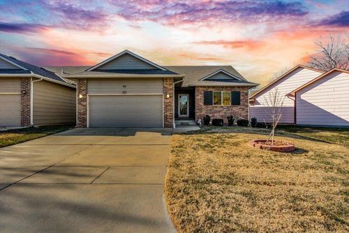 331 S Nineiron St., Wichita, KS, 67235-3401 | Card Image