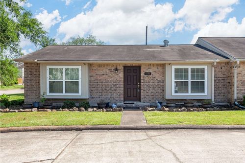 1171 Park Meadow Dr, Beaumont, TX, 77706-3981 | Card Image