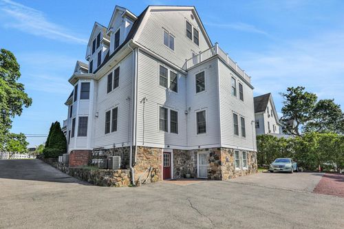 301-2 Harbor Ln, New Rochelle, NY, 10805-1300 | Card Image