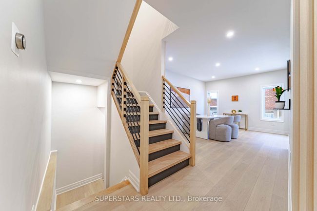 9 Neeley Rd, House attached with 5 bedrooms, 4 bathrooms and 3 parking in Markham ON | Image 16