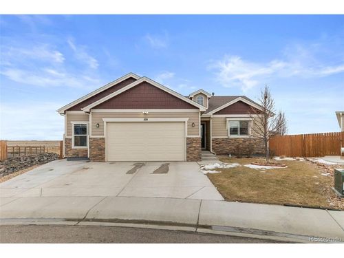 100 Bluebell Ct, Wiggins, CO, 80654-7923 | Card Image