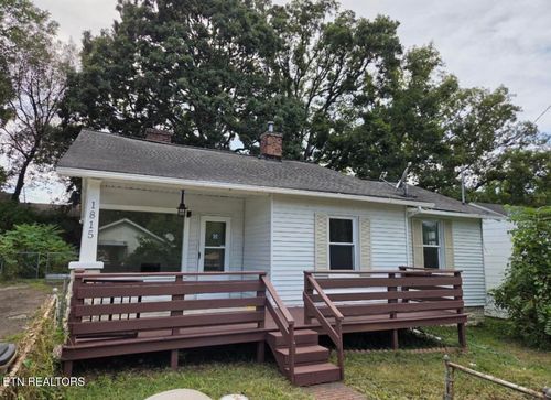 1815 Fay St, Knoxville, TN, 37921-6609 | Card Image