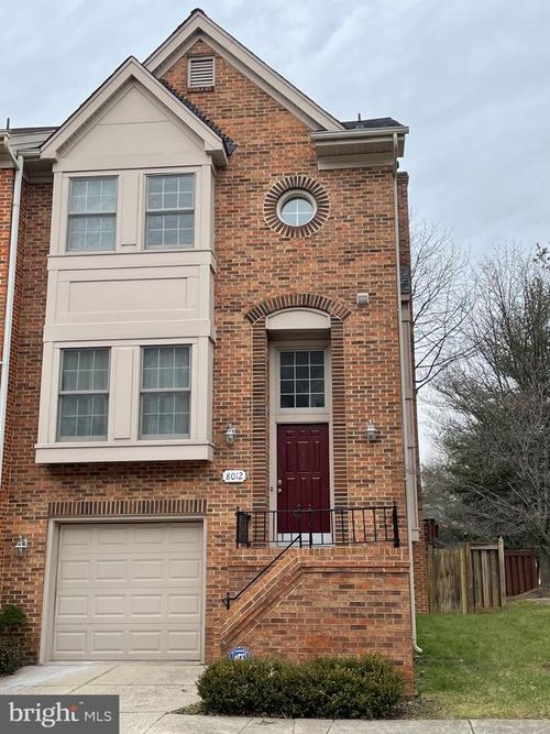 8012 Merry Oaks Ct, VIENNA, VA, 22182-4027 | Card Image