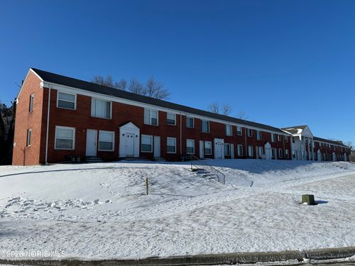 1303 Cove Blvd, Toledo, OH, 43606-4200 | Card Image