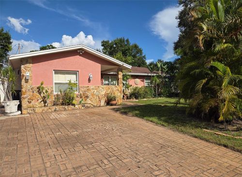 8665 Mockingbird Ln, SEMINOLE, FL, 33777-3532 | Card Image