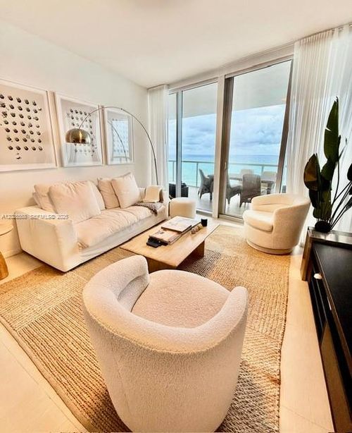 1207-17121 Collins Ave, Sunny Isles Beach, FL, 33160-3897 | Card Image