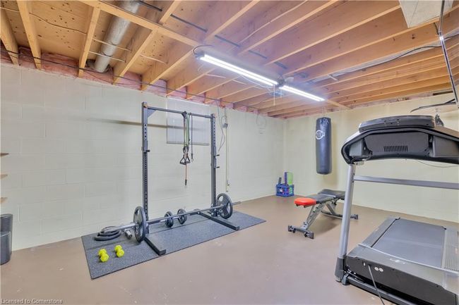 9254 Esplanade Dr, House other with 3 bedrooms, 2 bathrooms and 2 parking in Windsor ON | Image 24