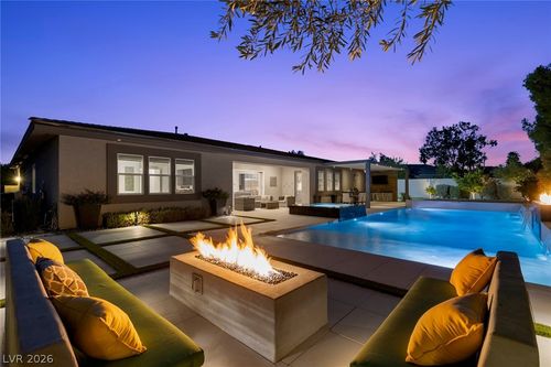 7716 Tioga Ridge Ct, Las Vegas, NV, 89117-2904 | Card Image