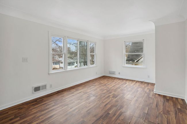 1119 6 Th St E, House other with 5 bedrooms, 2 bathrooms and null parking in Saint Paul MN | Image 5