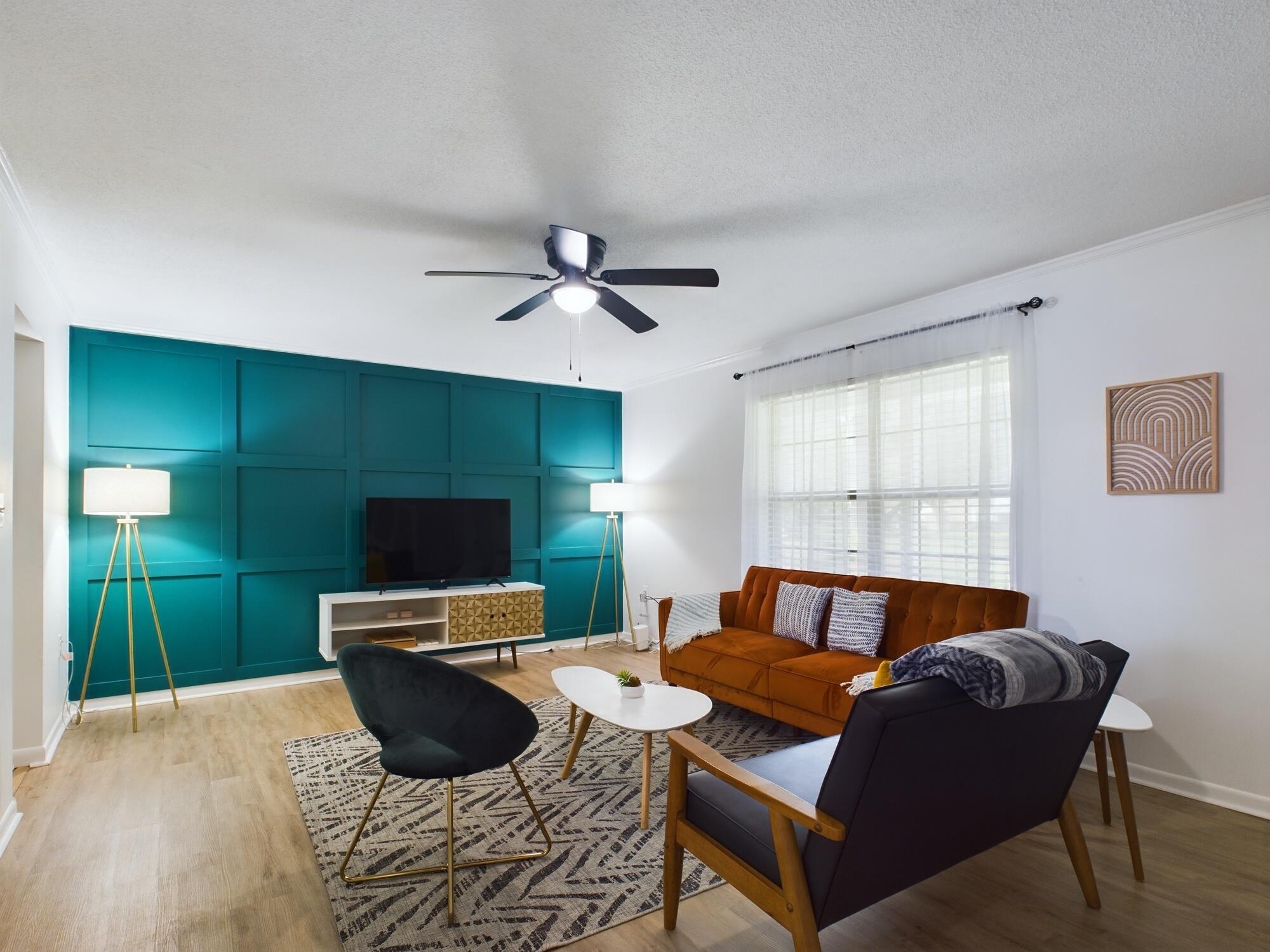 4th Ave, Shalimar, FL 32579