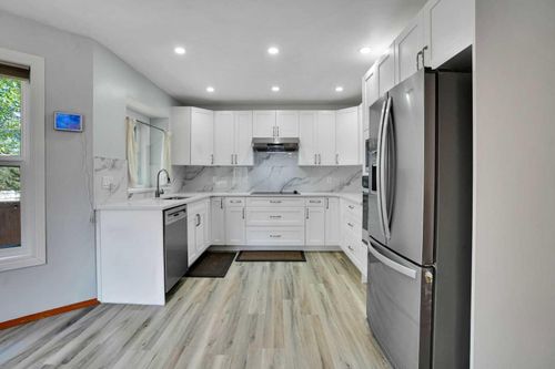 16 Sun Harbour Cres Se, Calgary, AB, T2X3B1 | Card Image
