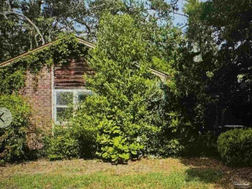 7855 Bay Meadow Dr, Pensacola, FL, 32507 | Card Image