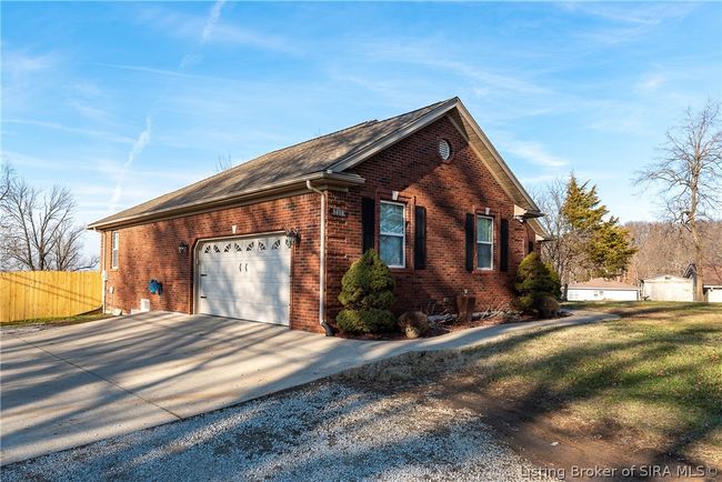 8408 Locust Dr, Home with 4 bedrooms, 3 bathrooms and null parking in Charlestown IN | Image 4