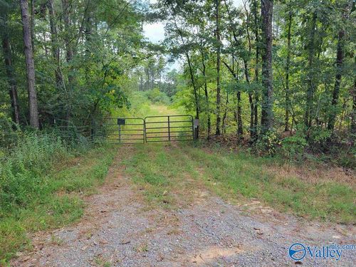 500 County Road 1079, Vinemont, AL, 35179 | Card Image