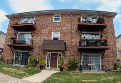 1W - 7048 Oconnell Drive, Condo with 1 bedrooms, 1 bathrooms and 1 parking in Chicago Ridge IL | Image 1