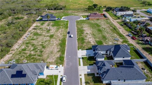 613 E La Pointe Ave, Alton, TX, 78573 | Card Image