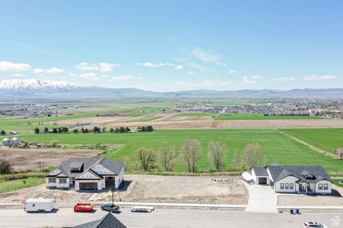 25-771 S 1040 E, Smithfield, UT, 84335 | Card Image
