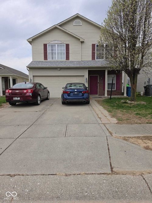 8116 Lake Tree Ln, Indianapolis, IN, 46217-4714 | Card Image