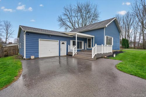 13508 N Center Rd, Clio, MI, 48420-9199 | Card Image