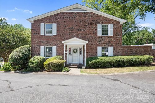 apt-b8-1409 Kensington Rd, Hendersonville, NC, 28791-2355 | Card Image