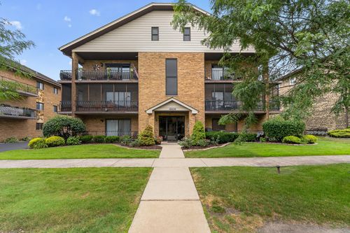 1n-16820 81st Ave, Tinley Park, IL, 60477-2061 | Card Image