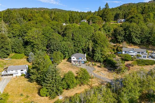 2074 Ludlow Rd, Sooke, BC, V9Z0E6 | Card Image