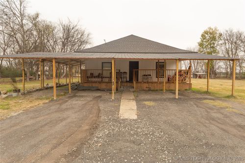 820 E Okmulgee Ave, Checotah, OK, 74426-3242 | Card Image