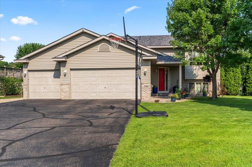 23183 Lipan St Nw, Saint Francis, MN, 55070-8790 | Card Image