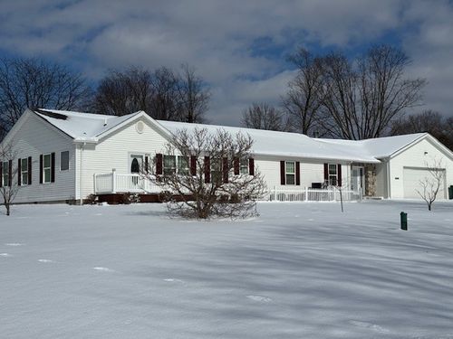 6087 Belle St, Jamestown, PA, 16134-7305 | Card Image