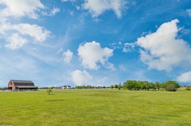 2133 Mcconnell Rd, House other with 4 bedrooms, 4 bathrooms and null parking in Gunter TX | Image 37