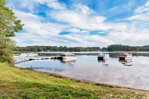 32 Andrews Rd, Tilton, NH, 03276-5211 | Card Image