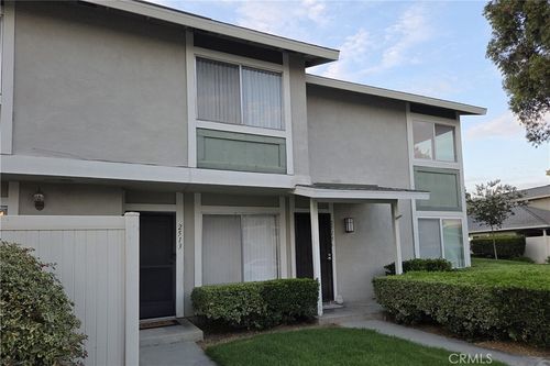 55-2515 S. Laurelwood, Santa Ana, CA, 92704 | Card Image