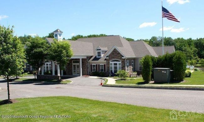 49 Azalea Dr, Townhouse with 2 bedrooms, 2 bathrooms and null parking in Old Bridge NJ | Image 22