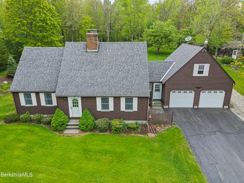 64 Blotz Rd, Washington, MA, 01223-9643 | Card Image