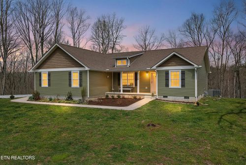 736 Poston Dr, Monterey, TN, 38574-7121 | Card Image
