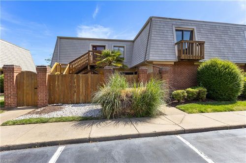25d1-1113 Lands End Way, Virginia Beach, VA, 23451-6528 | Card Image